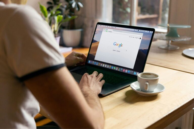 google search op laptop